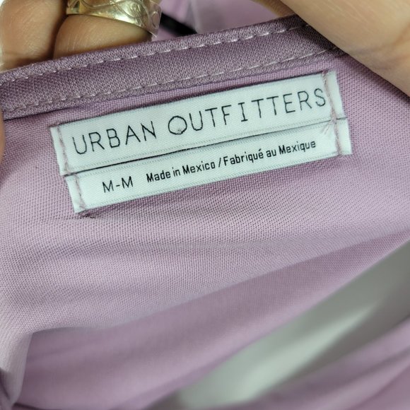 Urban Outfitters Plunging Smocked Crop Top - Picture 4 of 6